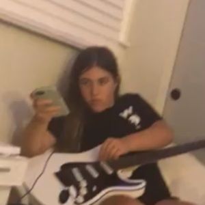 Meet your Posher, Nina